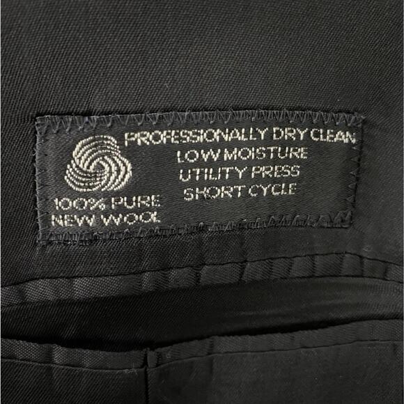 Jos A Bank Mens Tuxedo Suit Set 48R Jacket & 44L Pants Classic Formal - Picture 6 of 16